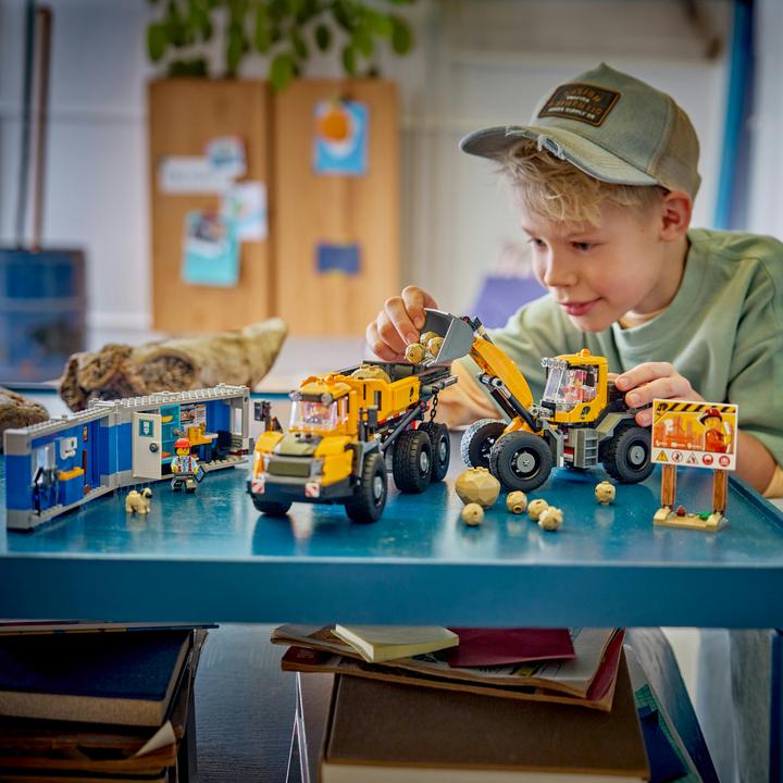 Produktbild LEGO Kipplaster und Schaufellader (60494, LEGO City)