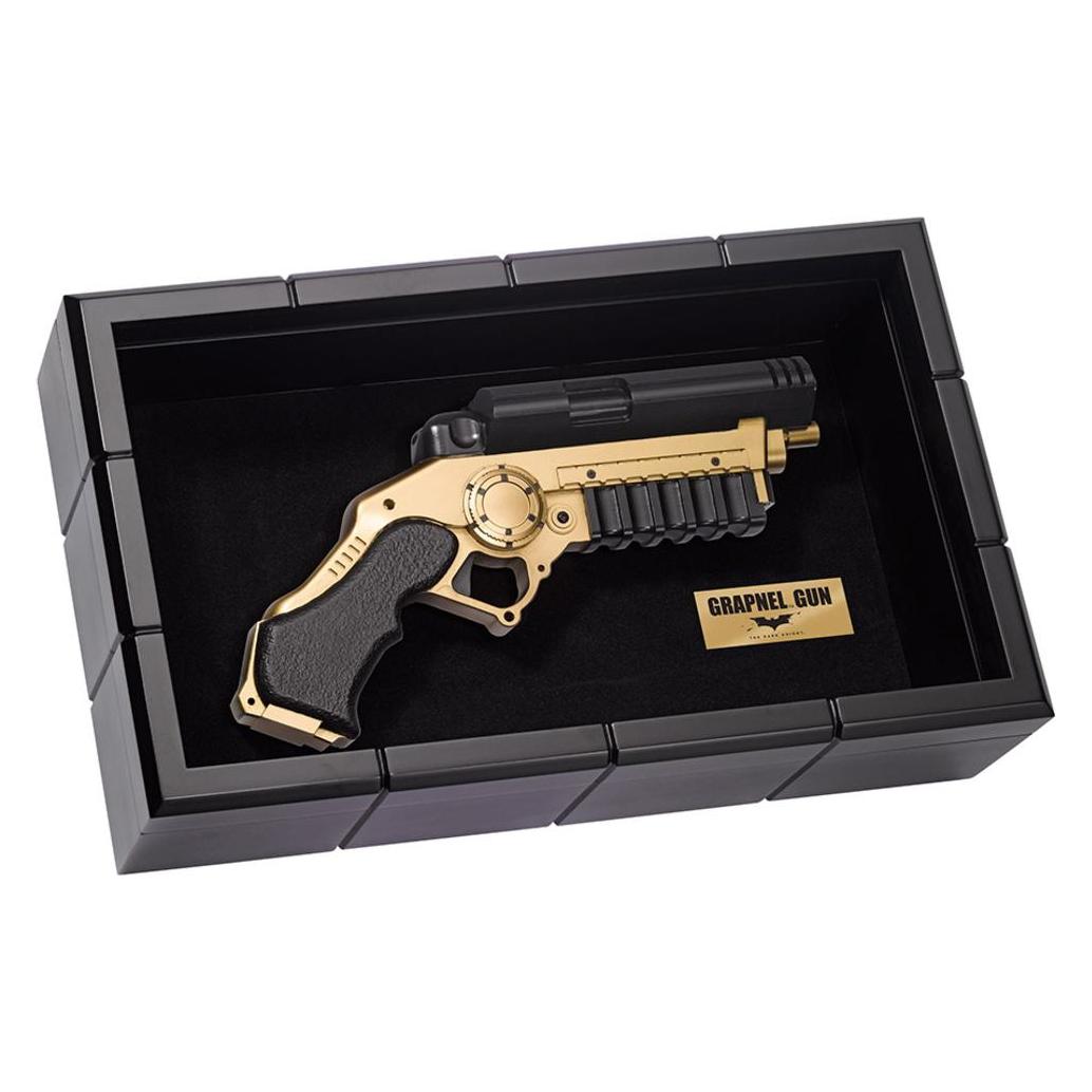 Noble Collection Herren Gold Batman The Dark Knight Replik
