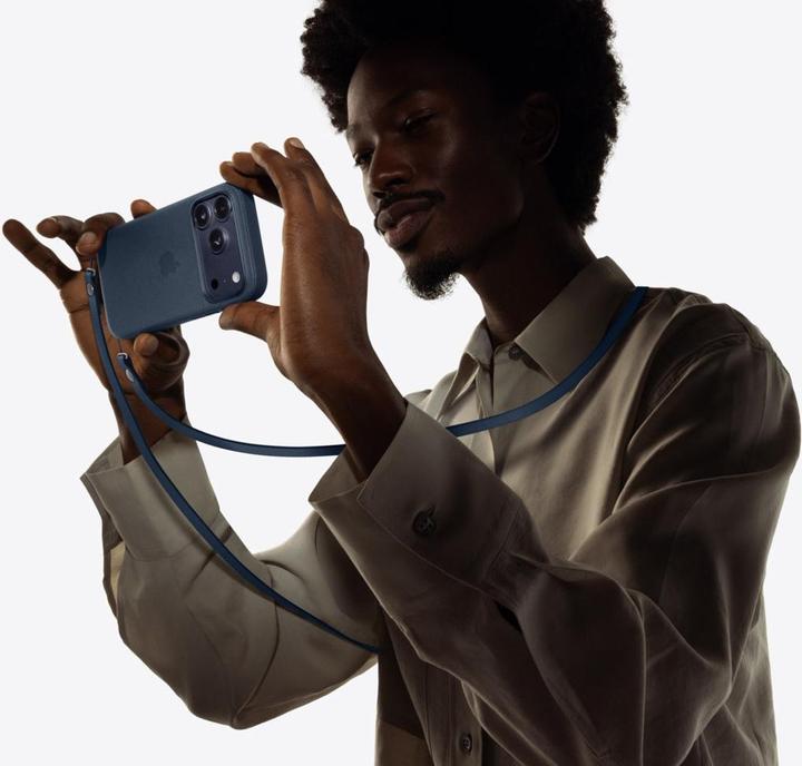 Image du produit Apple TechWoven Case with MagSafe (Apple iPhone 17 Pro)