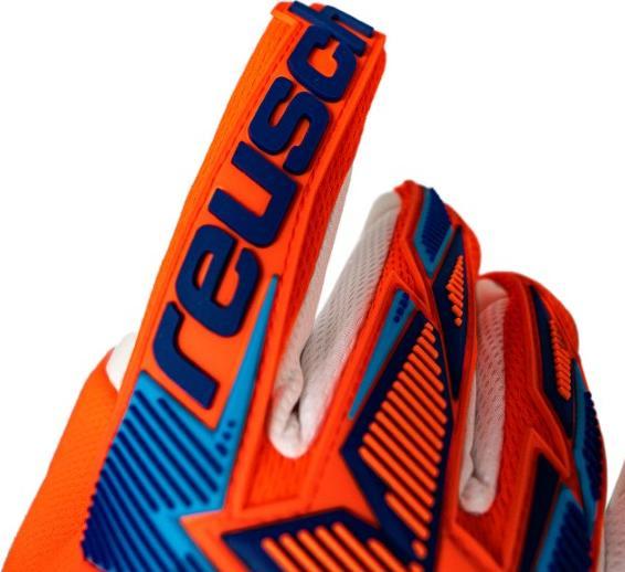 Actual product image Reusch Attrakt Freegel Advance (8)