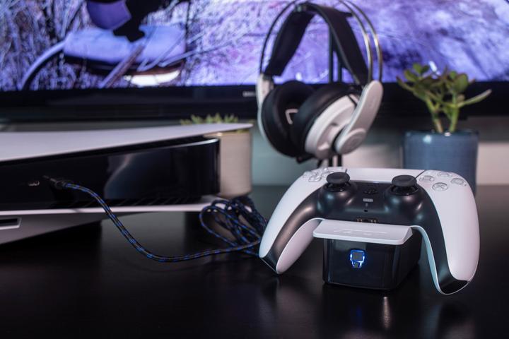 Produktbild Venom PS5 Controller Charger Docking Station (PS5)