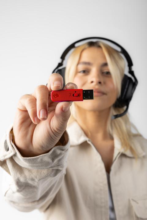 Actual product image Skullcandy Crusher Plyr 720 Wireless Gaming Headphones, black (Wireless)