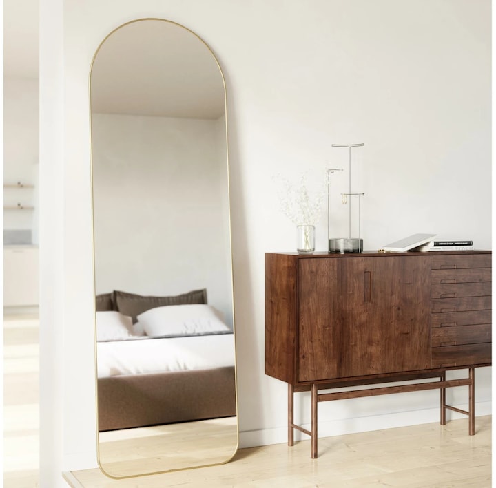 Actual product image Umbra Hubba (58 x 13 x 166 cm)