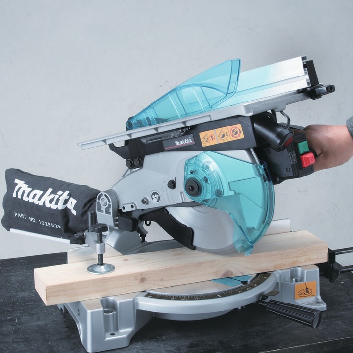 Actual product image Makita LH1040F