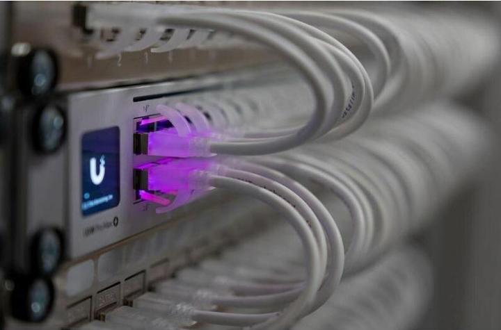 Produktbild SLIM Slimpatchkabel RJ-45 - RJ-45, Cat 6A, U/FTP, 5 m, Weiss (U/FTP, CAT6a, 5 m)