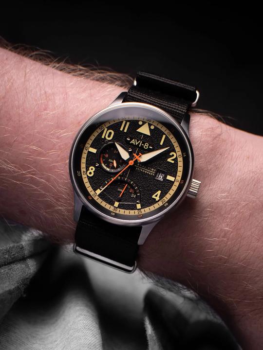 Produktbild AVI-8 AV-4101-0B Hawker Hurricane McKellar Dual Time (Fliegeruhr)