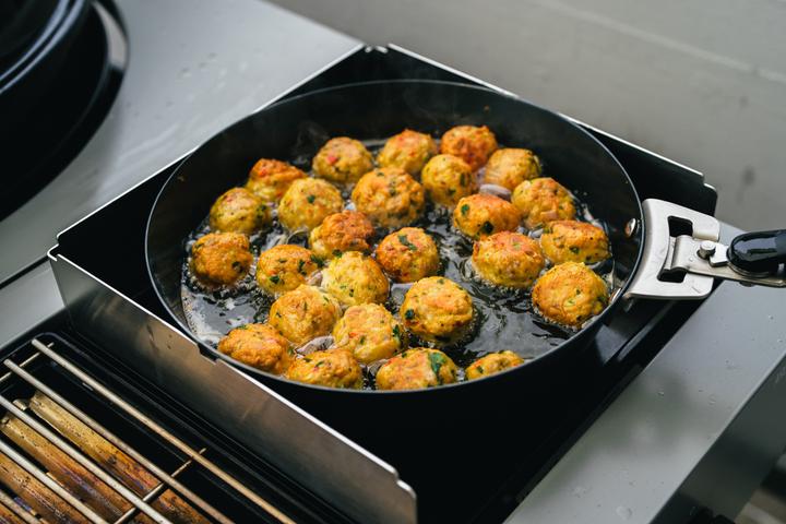 Actual product image Outdoorchef Pan