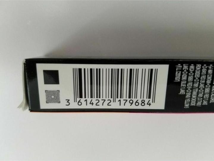 Actual product image Lancôme Lip Kajal Dou Chroma Lipstick (03 Bold Red)