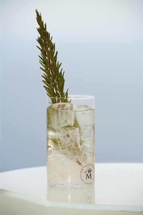 Produktbild Gin Mare Mediterranean Gin (1 x 70 cl)