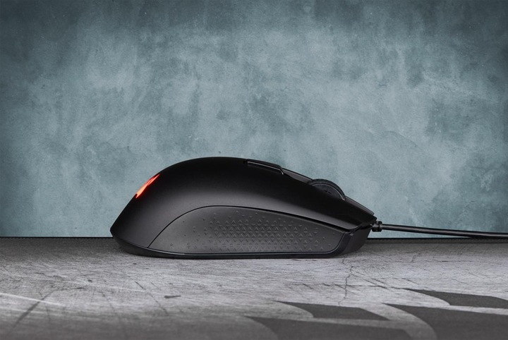 Produktbild Corsair Harpoon RGB Pro (Kabelgebunden)