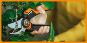 Productafbeelding Fiskars X-series Bypass Tuinschaar L P961