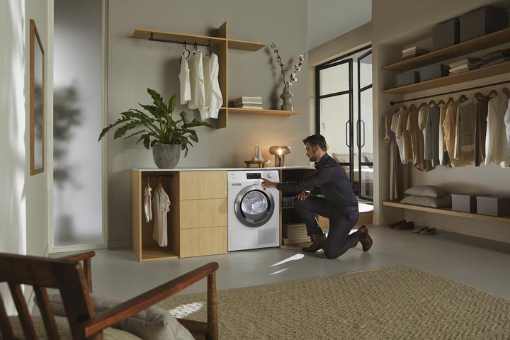 Produktbild Miele Wärmepumpen-Trockner TEL795 WP EcoSpeed&Steam&9kg (9 kg, Links)