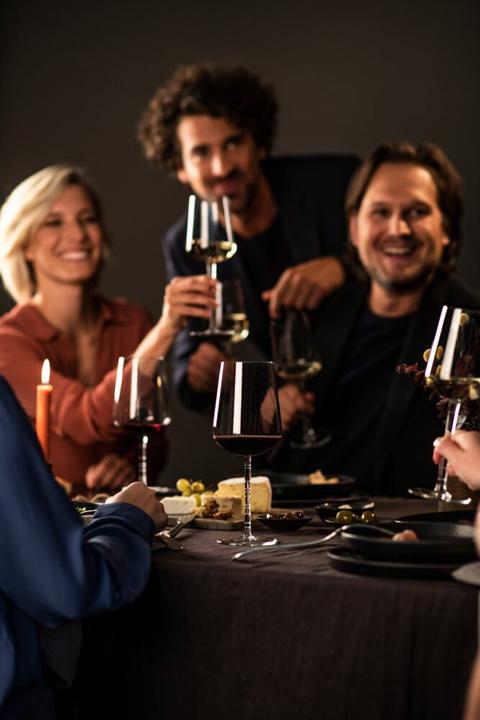 Produktbild Zwiesel ZWG Burgunderglas Journey805ml (80.50 cl, 2 Gläser, Rotweingläser)
