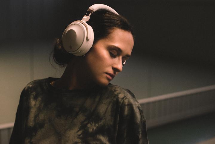 Immagine prodotto Yamaha Cuffie over-ear senza fili YH-E700A Bianco (ANC, 35 h, Cablato, Senza fili)