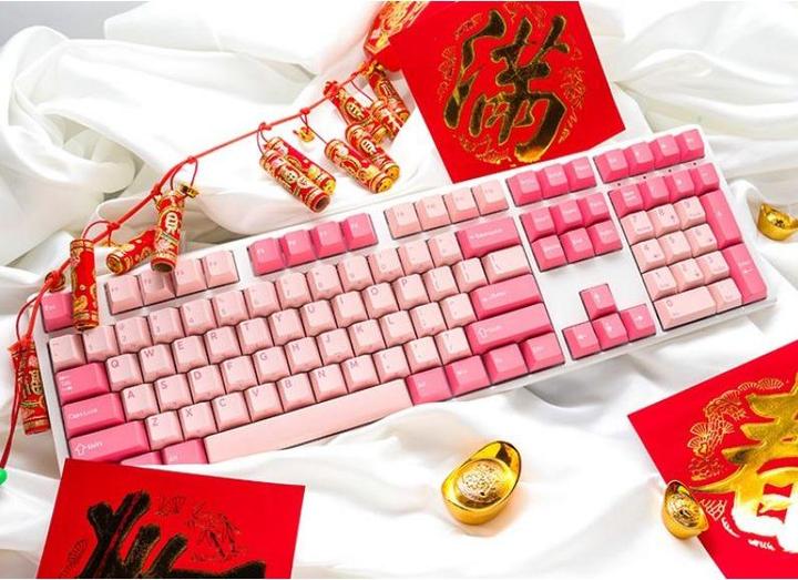 Actual product image Ducky One 3 Gossamer Pink Gaming Keyboard - MX-Blue (US) (US, Cable)