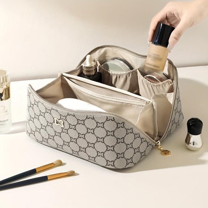 Actual product image Only-Bags.Store Travel make-up bag with multiple compartments, portable and spacious cosmetic storage bag (0.24 l)