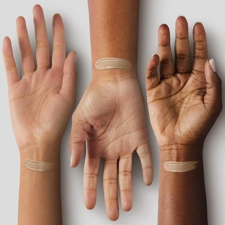 Produktbild NARS Cosmetics Sheer Glow Foundation (Fiji)