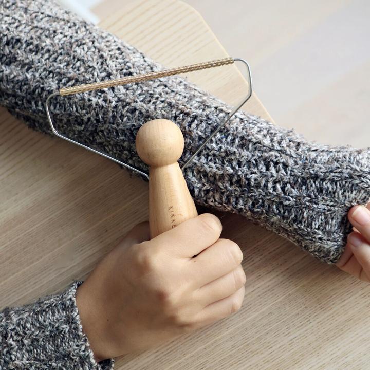 Actual product image Kikkerland Mr. Lint