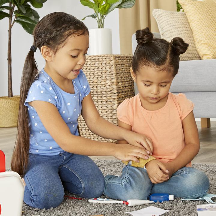 Actual product image MGA Little Tikes First Aid Kit