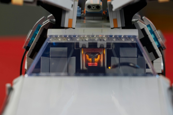 Image du produit LEGO La machine à remonter le temps de Retour vers le futur (10300, LEGO Icons, LEGO difficiles à trouver)