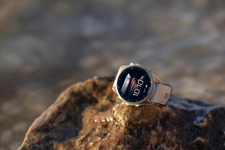 Actual product image Garmin fenix 8 (43 mm)