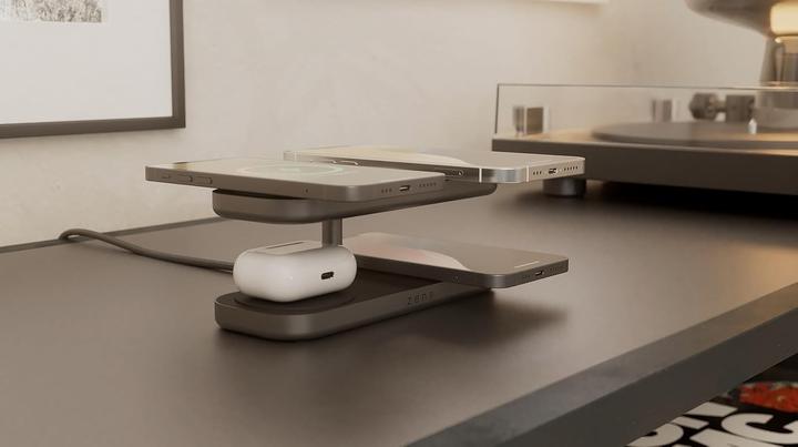 Actual product image OtterBox Zens Quattro Wrls Charger Pro 4