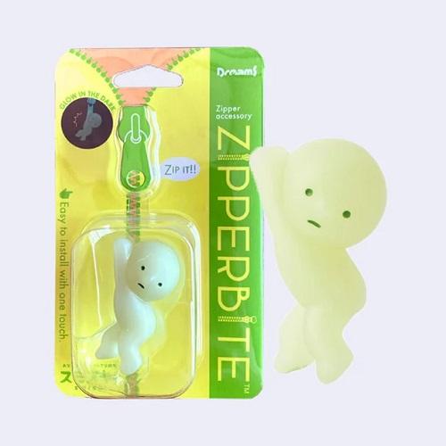 Dreams Inc Smiski Zipperbite