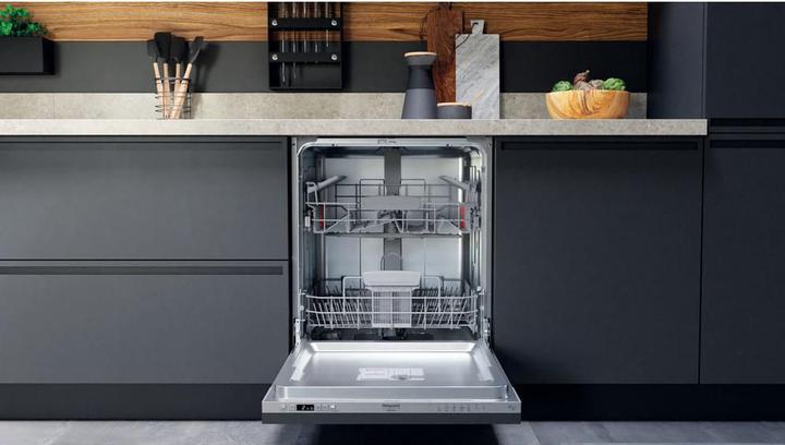 Produktbild Hotpoint HIC 3C34 Geschirrspüler Total Concealed 14 Gedecke D