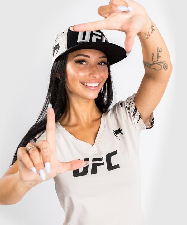 Produktbild UFC | Venum Authentic Fight Week 2.0 T-Shirt - For Women (L)