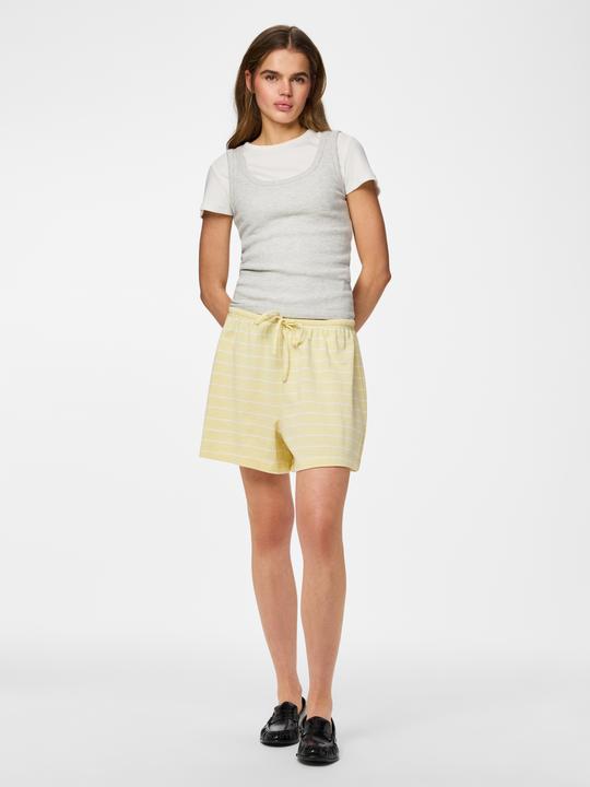 Image du produit Pieces PCSADIE HW Shorts (M)