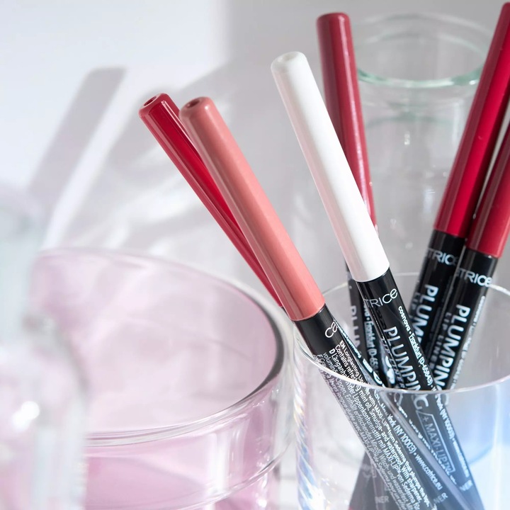 Actual product image Catrice Plumping Lip Liner Mainhattan (069)