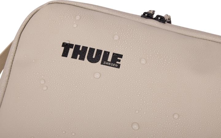 Actual product image Thule Chasm Medium Gear Cube