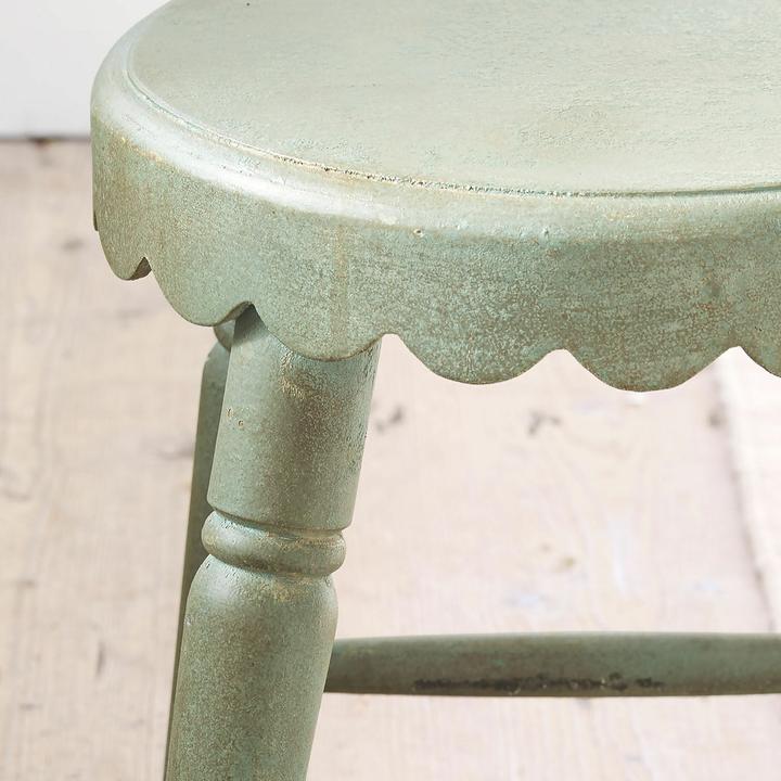 Produktbild Loberon Hocker Nirvent antikgrün