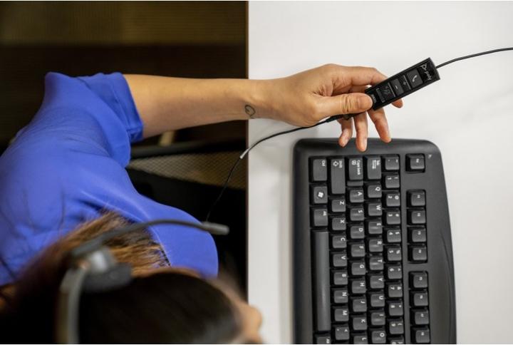 Produktbild Poly Adapter DA85 QD auf USB-A oder USB-C