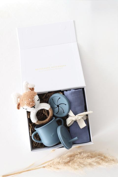 Actual product image Oykami Baby Geschenkbox Blau "Oslo" Elch