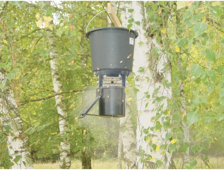 Actual product image Berger & Schröter Game feeder