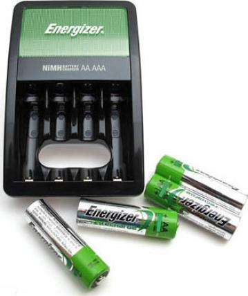 Produktbild Energizer Recharge Maxi (4 Stk., AA, 2000 mAh, Ladegerät inkl. Akku)