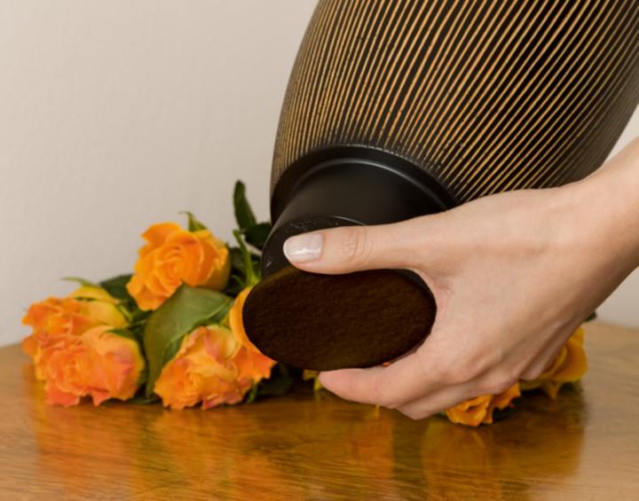 Produktbild tesa PROTECT Filzgleiter rechteckig (Filzgleiter, 1 Stück)