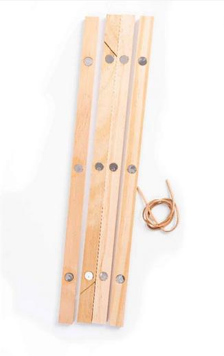 Image du produit Craft Buddy Crystal Art Scroll Magnetic Display Hangers 31 cm