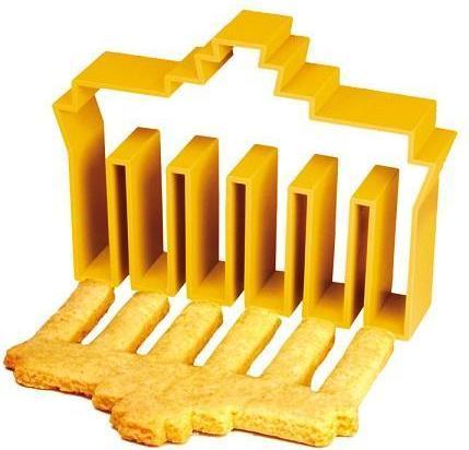 Actual product image Phil Goods Guetzliform Brandenburg Gate
