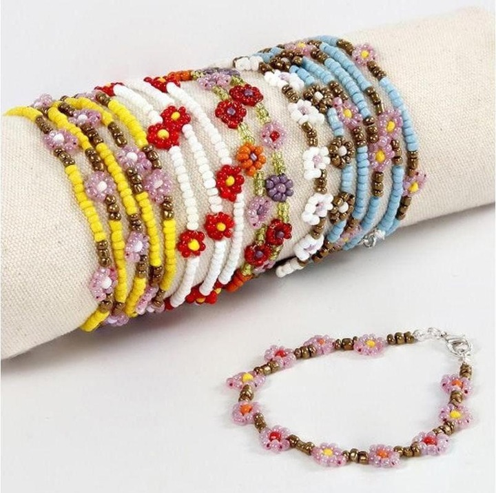 Actual product image Creativ Company Rocailles glass beads