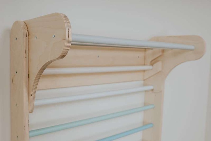 Image du produit Leg&go Ensemble Triangle d’escalade Pikler et Mur suédois 2en1 Pastel