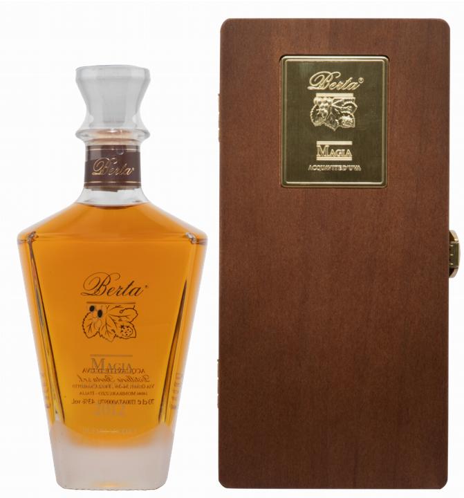 Produktbild Berta Magia Distillato d'Uva (1 x 70 cl)