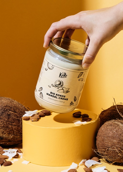 Actual product image KoRo Organic coconut and almond cream (500 g)