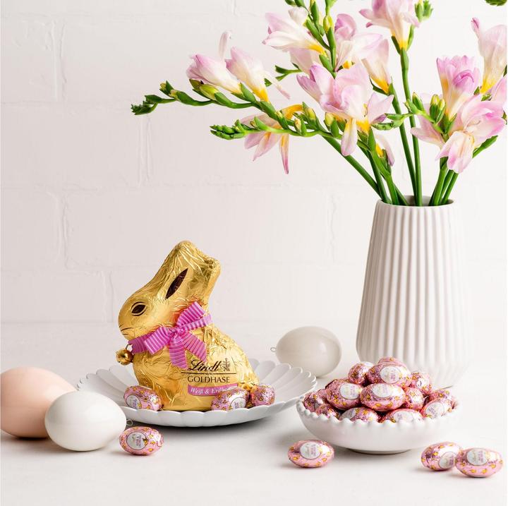 Immagine prodotto Lindt Coniglietto d'oro bianco e fragola (104 g)