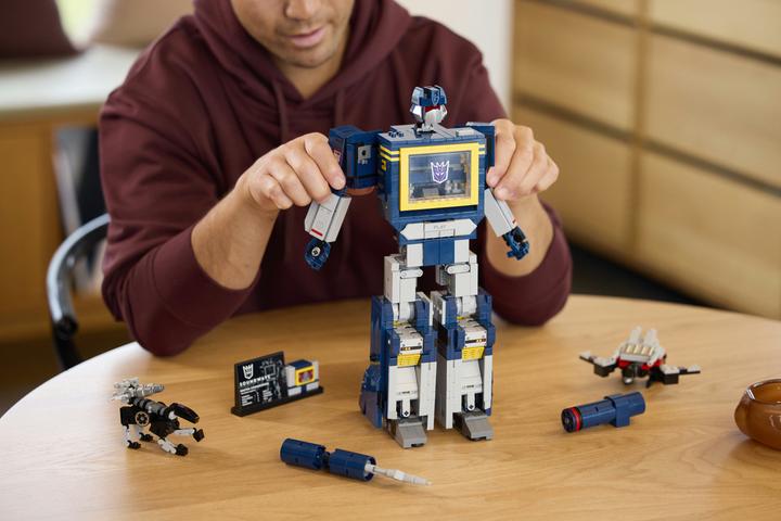 Productafbeelding LEGO Transformers: Soundwave (LEGO Icons)