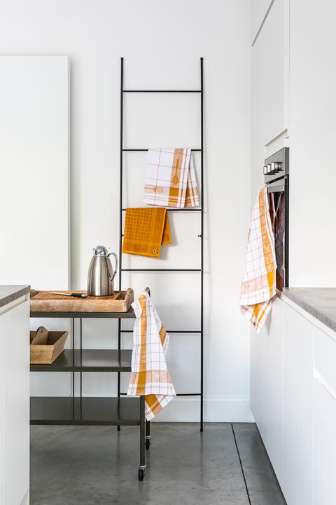 Actual product image Tiseco Pharao