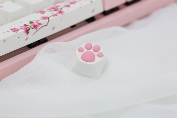 Actual product image Varmilo Kitty Paw