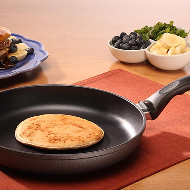 Image du produit Swiss Diamond Set de 10 poêles CLASSIC XD Noir (28 cm, Ensemble de casseroles et de poêles de cuisson, Aluminium)