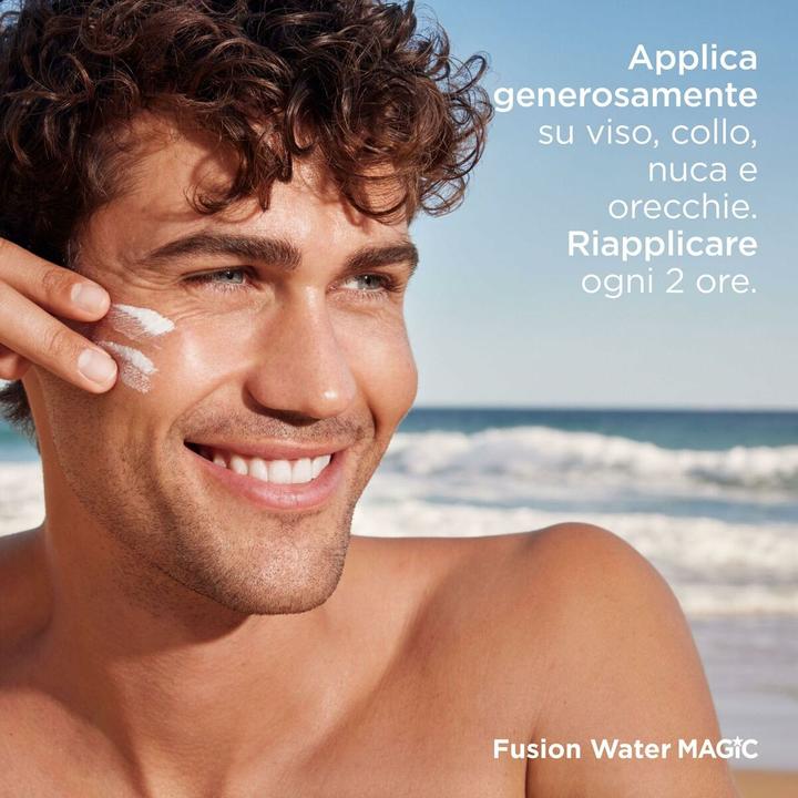 Immagine prodotto Isdin Fusion Water (Crema solare viso, SPF 50, 50 ml)